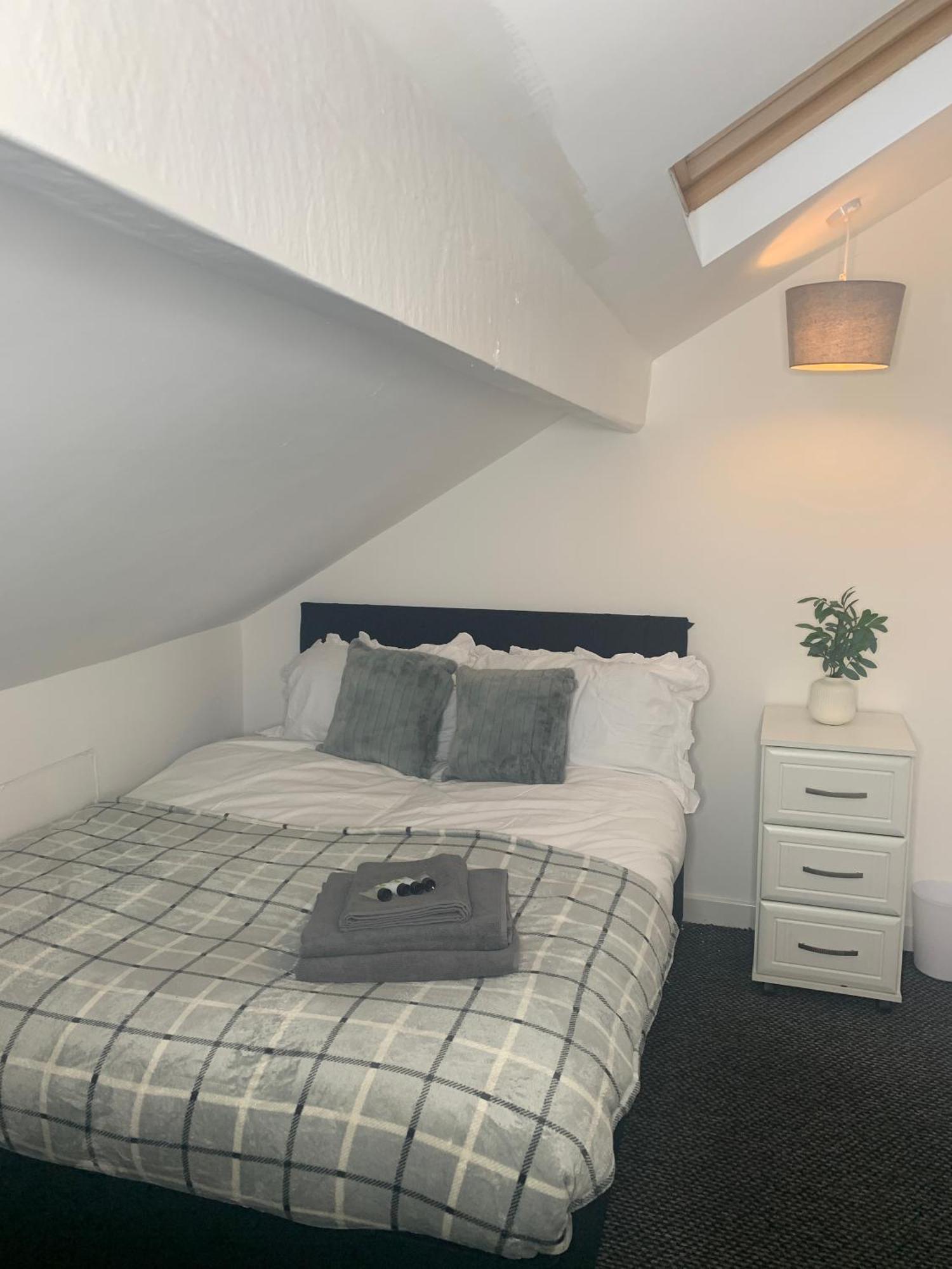 Mansfield Street Guest House Manchester Bagian luar foto